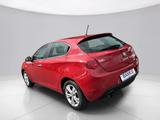 Alfa Romeo Giulietta Turismo*Automatik*2.Hand*Temp.*Navi*BT - Alfa Romeo Giulietta mit Benzin-Antrieb