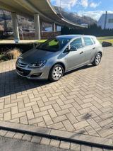 Opel Astra 1.6 85kW Automatik Jahreswagenzustand 