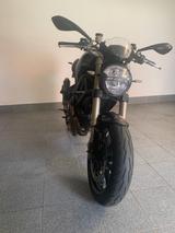 Ducati Monster 1100 Evo, 1.Hd., scheckheft, TÜV neu - Offers