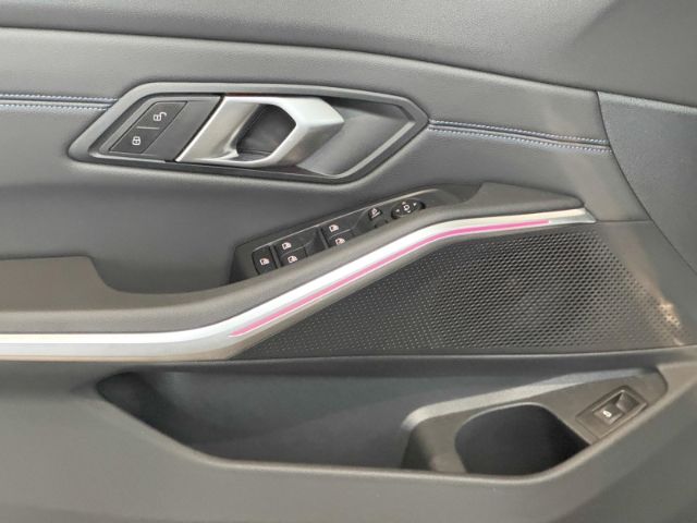 BMW 320 - Bild 15