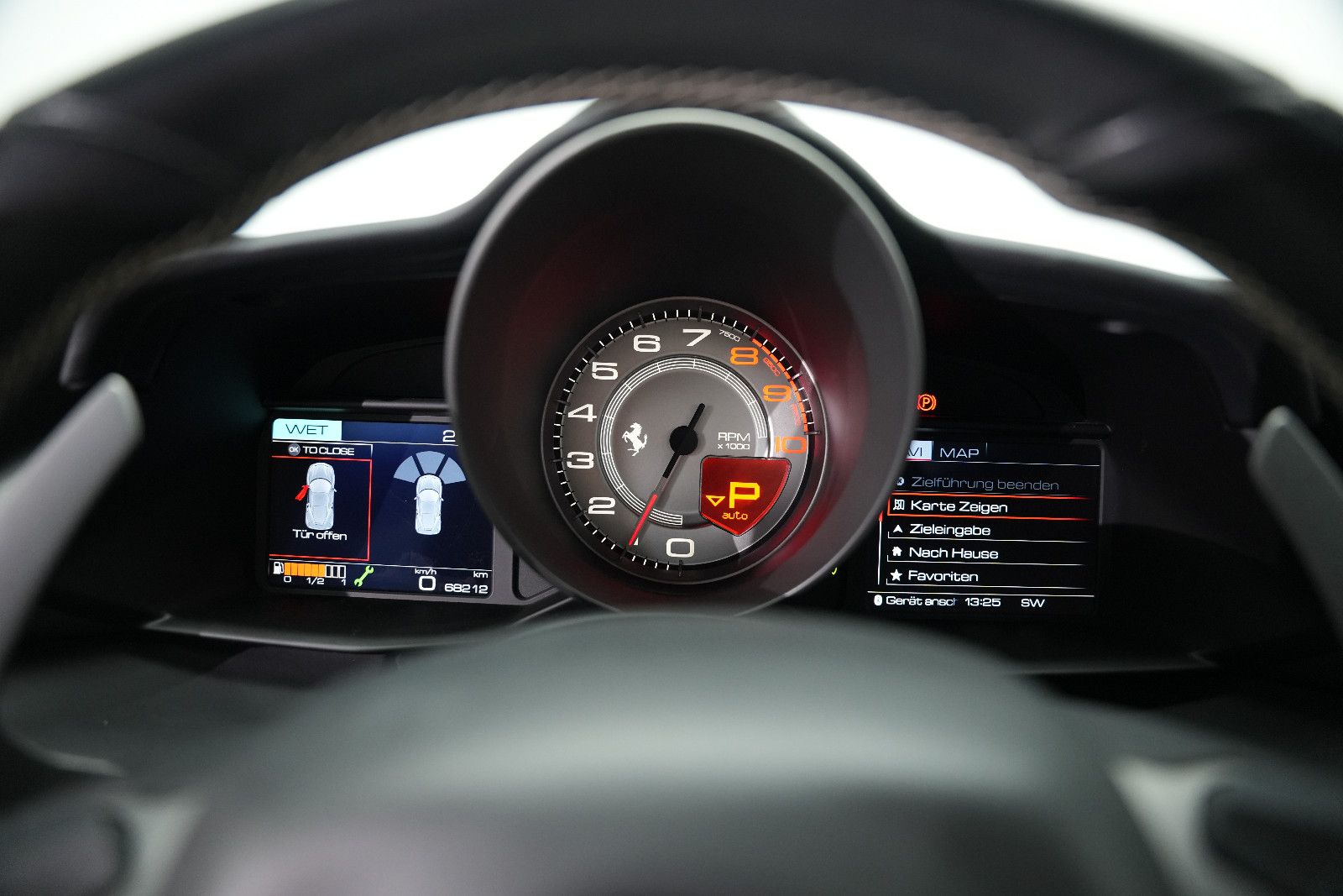 Fahrzeugabbildung Ferrari 488 GTB GTB Coupé DCT/SCUDERIA/KAMERA/