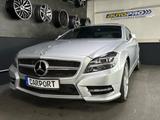 Mercedes-Benz CLS 500 AMG-PAKET/HARMAN-KARDON/KAMERA - Mercedes-Benz CLS 500 in Duisburg