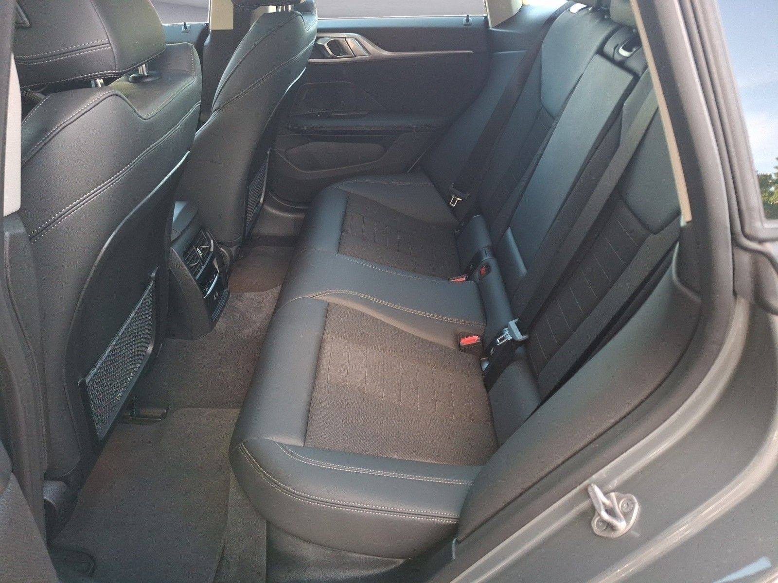 BMW i4 eDrive35 Navi Glasdach RFK Sitzheizung foto 15