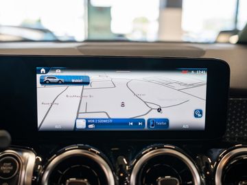 Mercedes GLB 200 - 12