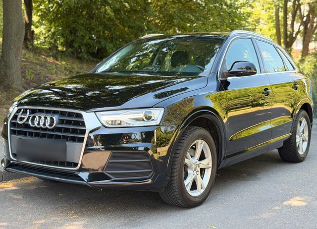 AUDI Audi Q3 1.4 TFSI S-line ALCANTARA/NAVI/XENON