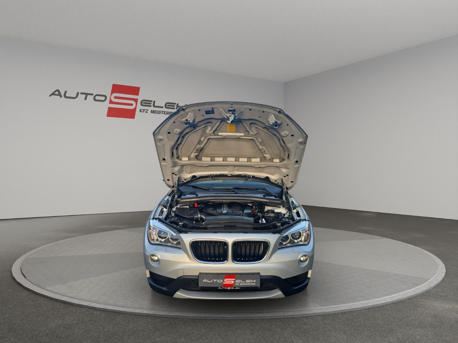 Fahrzeugabbildung BMW X1 25 d xDrive Automatik Leder Klima Navi PDC