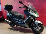 Kawasaki J300 - KAWASAKI J300