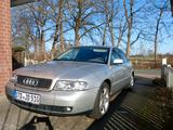 Audi A4 B5 Limousine 1.8 - Audi A4 aus 2000: 1.8