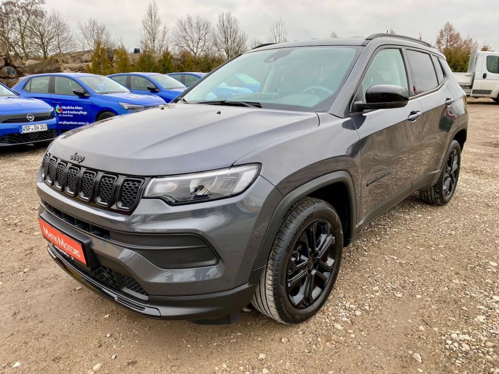 Fahrzeugabbildung Jeep Compass 1.5 Autom. Night Eagle AAC SHZ CARPLAY