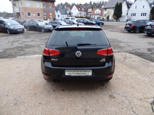 Fahrzeugabbildung Volkswagen Golf VII Lim. Allstar/ 2.Hd/SitzH/Navi/PDC/Tempo
