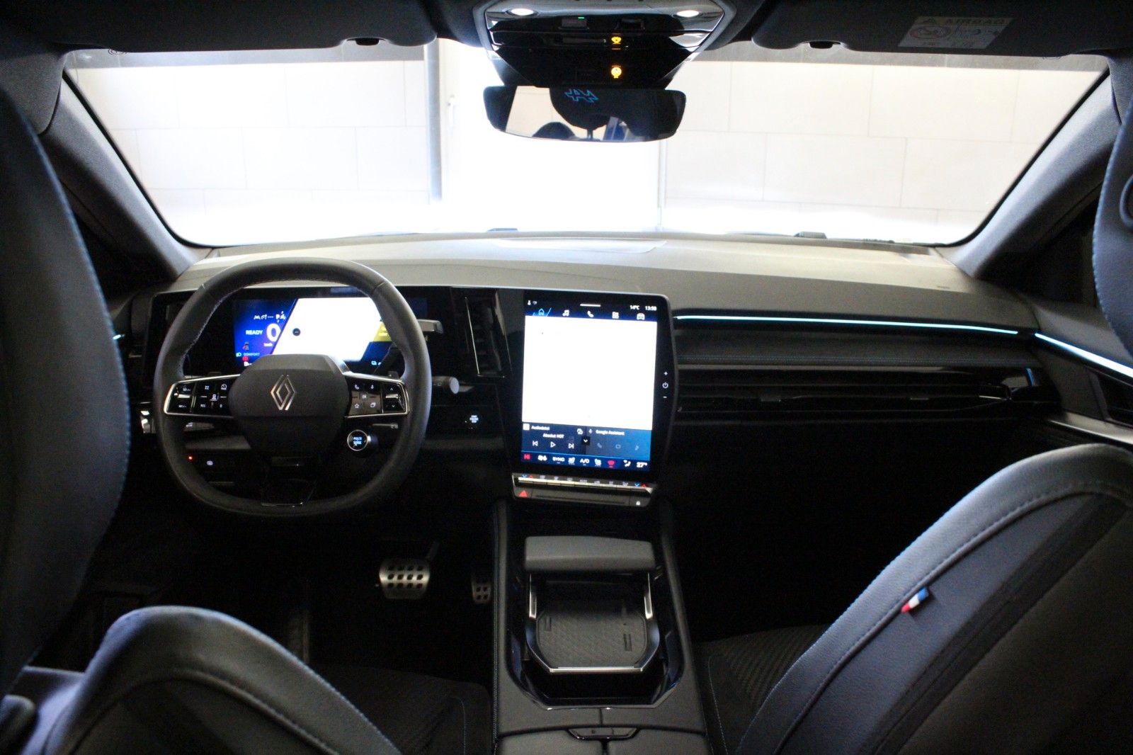 Fahrzeugabbildung Renault Austral E-Tech Full Hybrid 200 Techno Esprit Alp