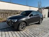 BMW X4  xDrive35i  xLine  EZ 05/2017   306PS - BMW 730 mit Benzin-Antrieb