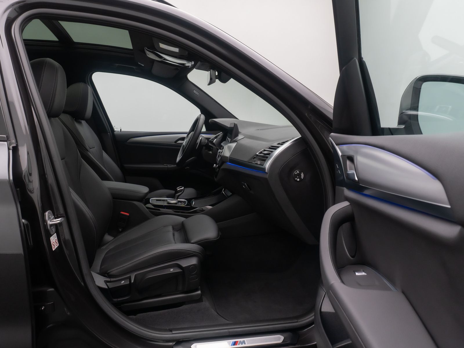 Fahrzeugabbildung BMW X3 xD20d M Sport Kamera DriveAs DAB Panorama 19"