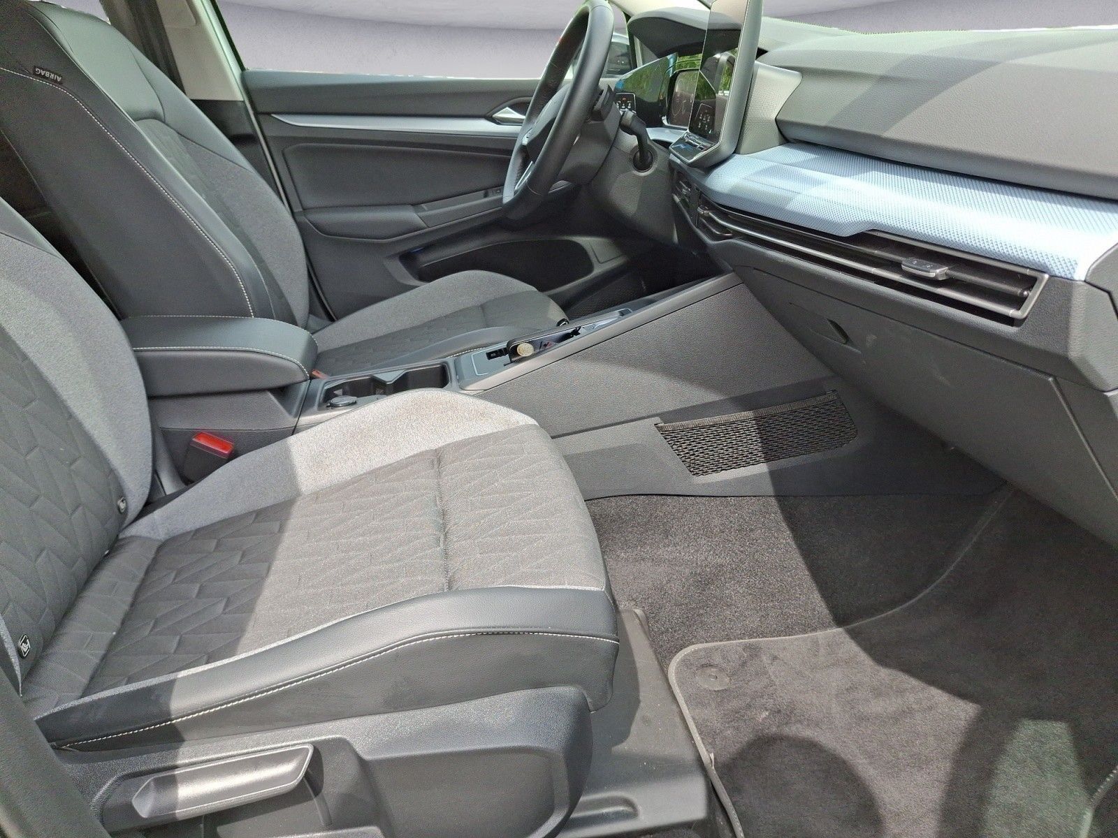 Volkswagen Golf - Bild 9