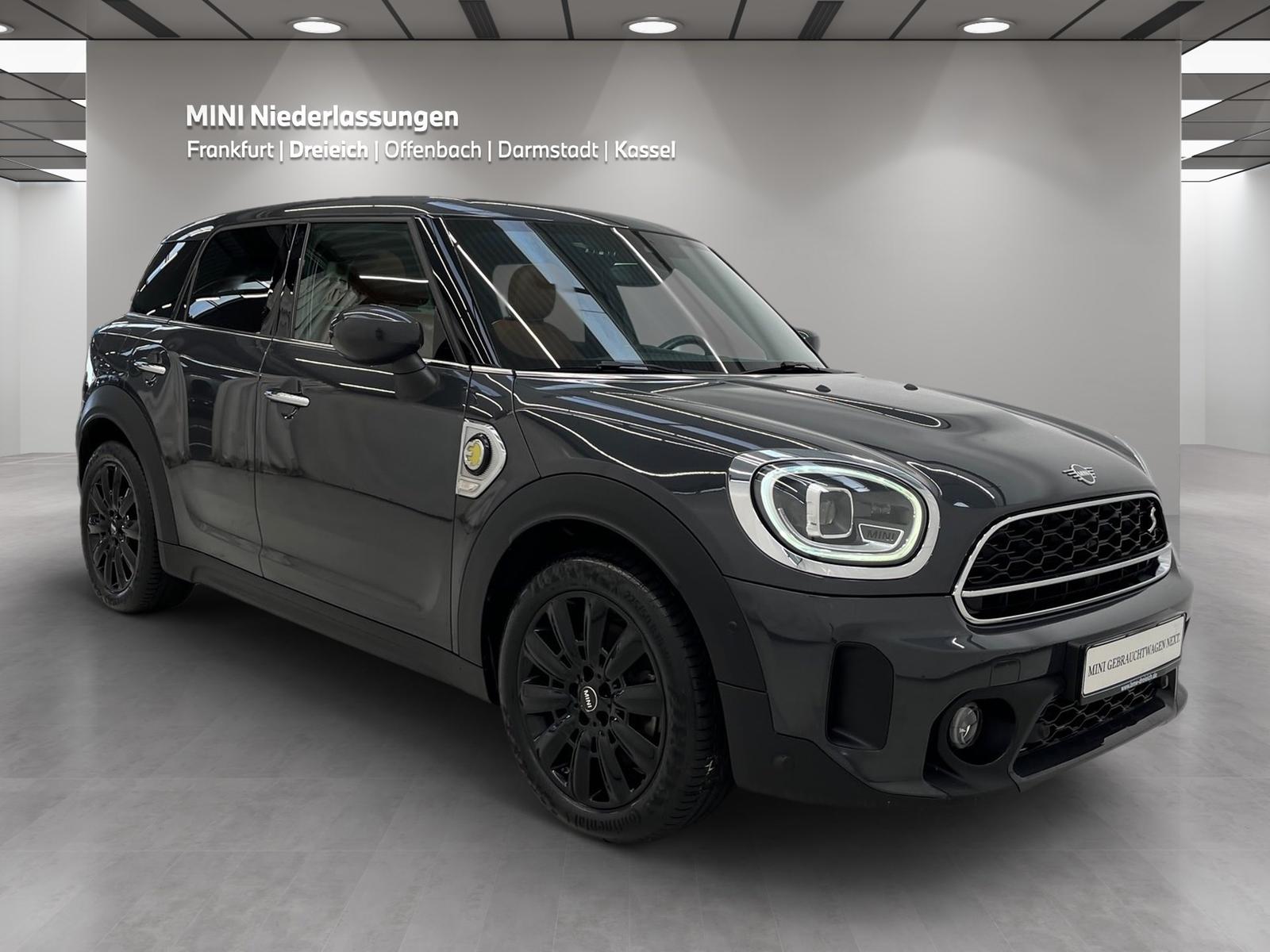 MINI Cooper SE ALL4 Countryman Navi Harman/K LED