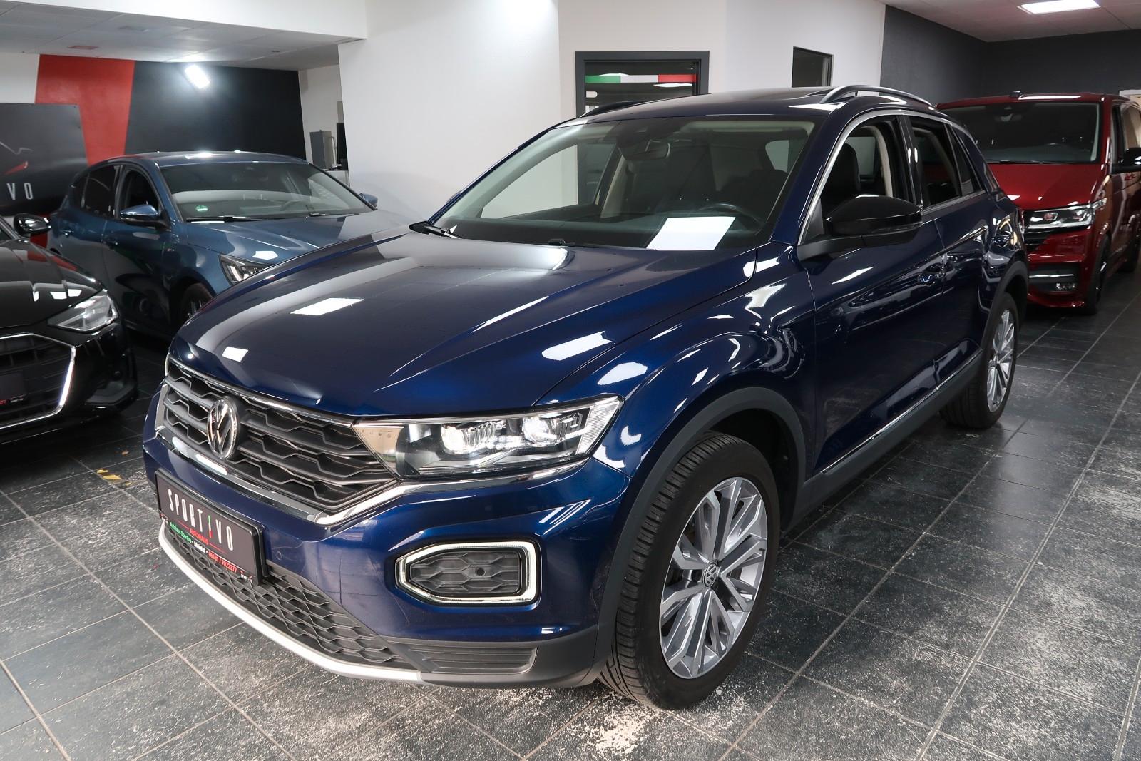 Volkswagen T-Roc IQ.DRIVE 4Motion*AHK*LED*VIRT*LKH*ACC*PANO