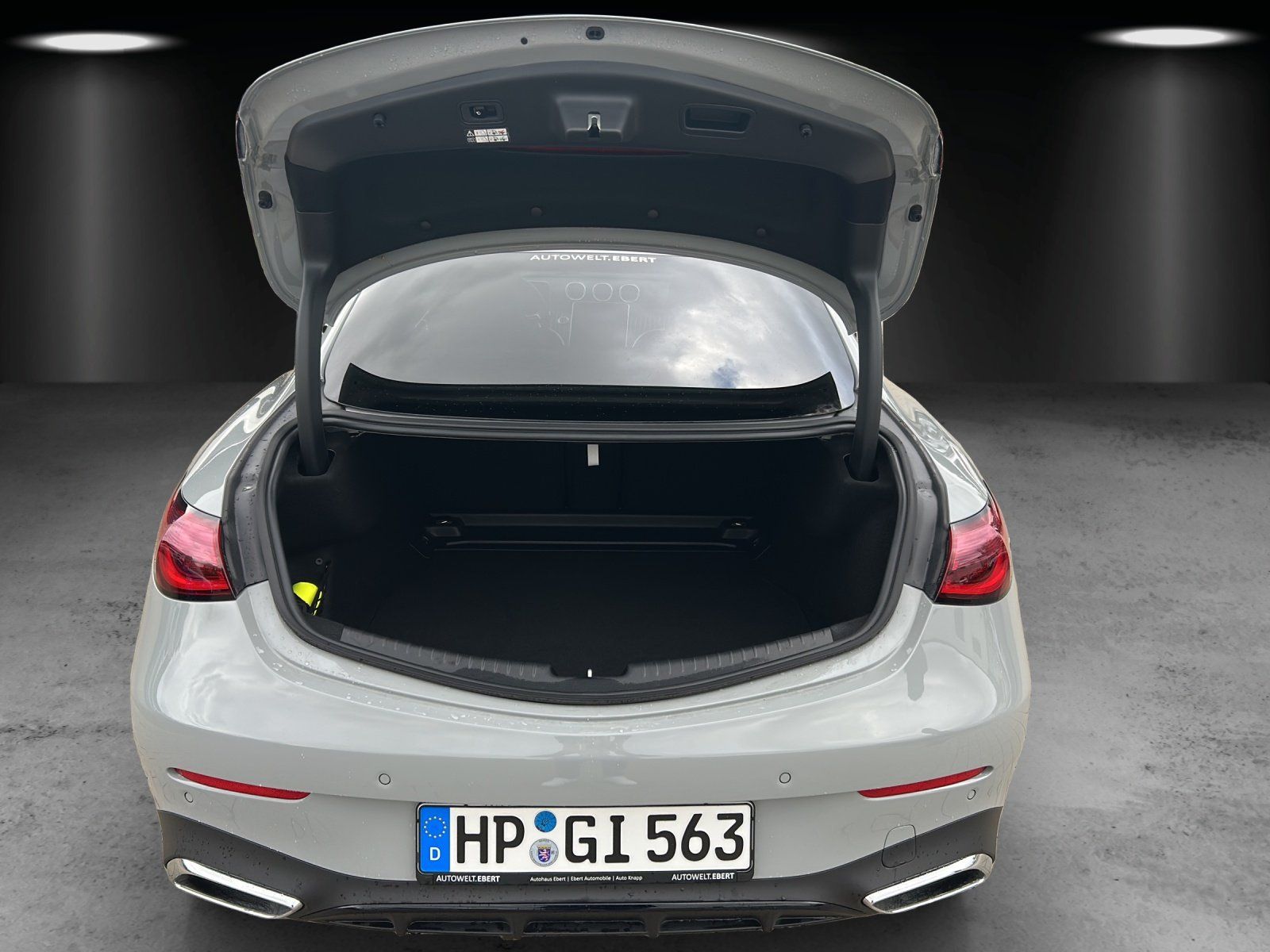 Fahrzeugabbildung Mercedes-Benz CLE 220 d Coupé AMG PSD AHK Burmester DISTR 360°