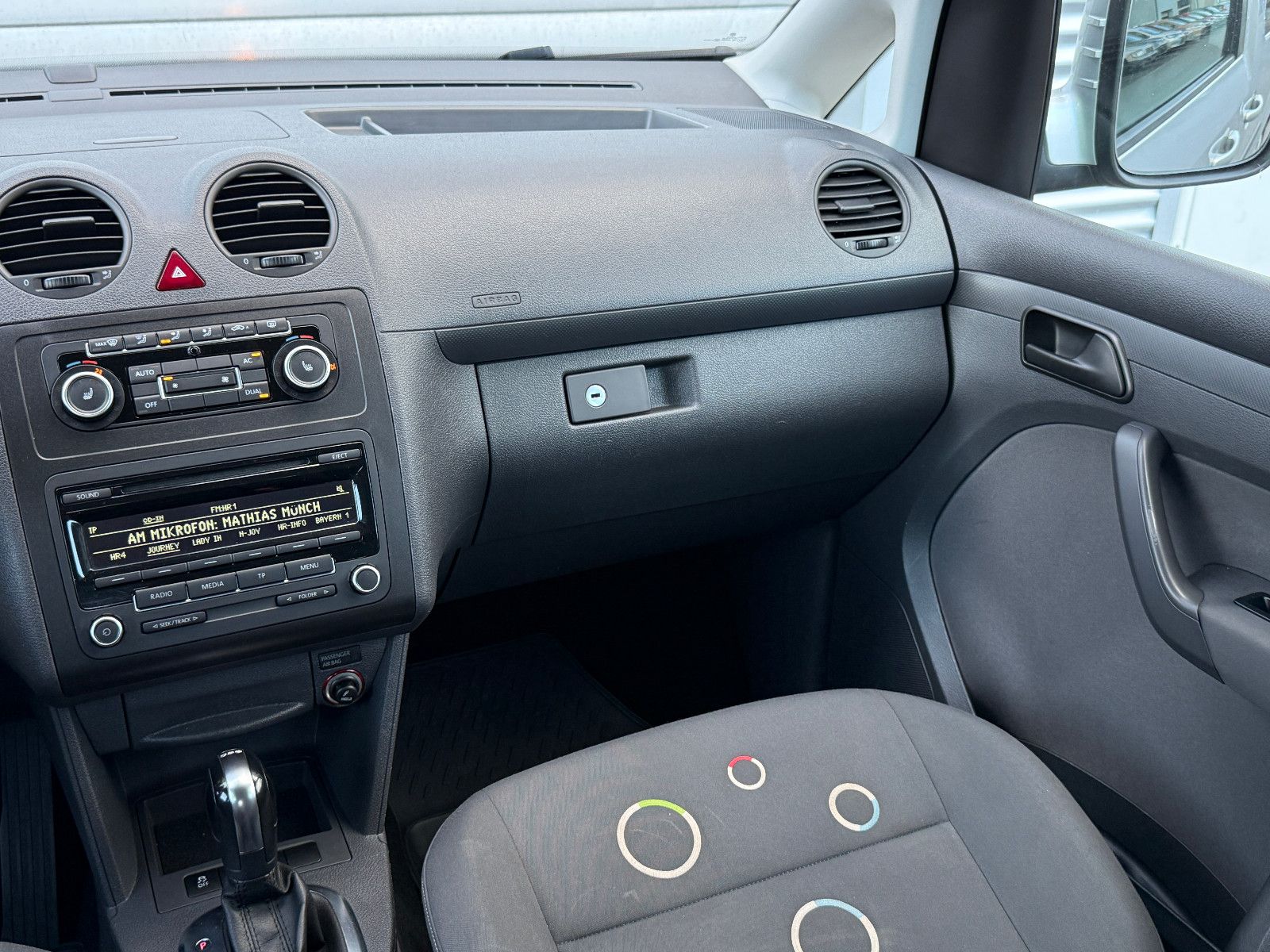 Fahrzeugabbildung Volkswagen Caddy Roncalli 1.6 TDI DSG AHK Tempomat SHZ