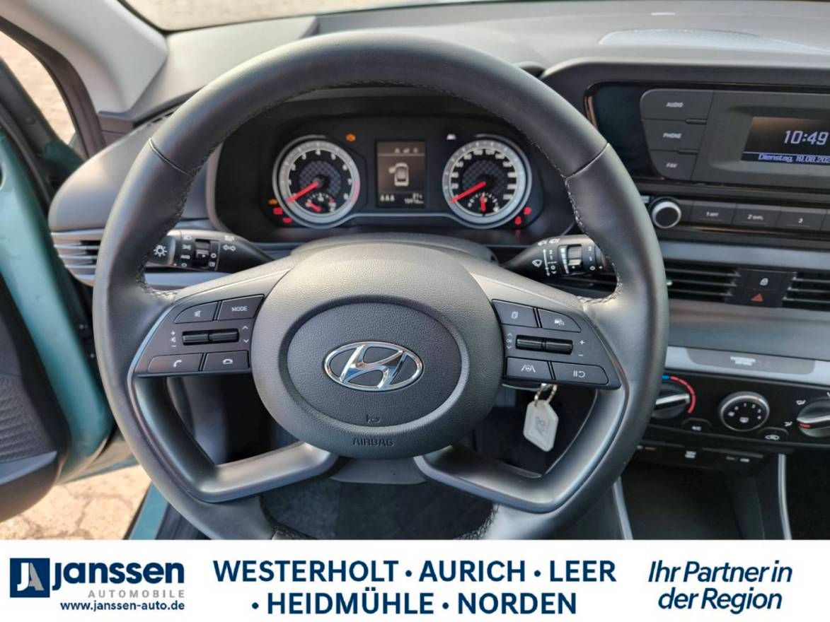 Fahrzeugabbildung Hyundai BAYON  Select Winterpaket,PDC hinten,Klima,Start