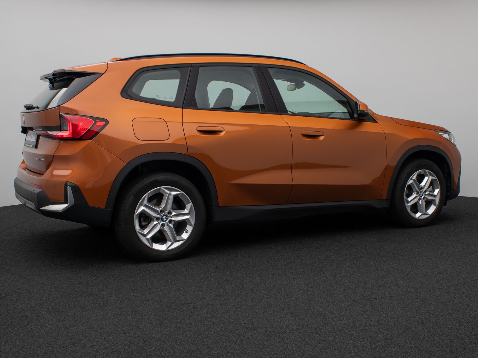 Fahrzeugabbildung BMW X1 xD30e ACC 360°HUD DAB Alarm H/K Sportsitz 18"