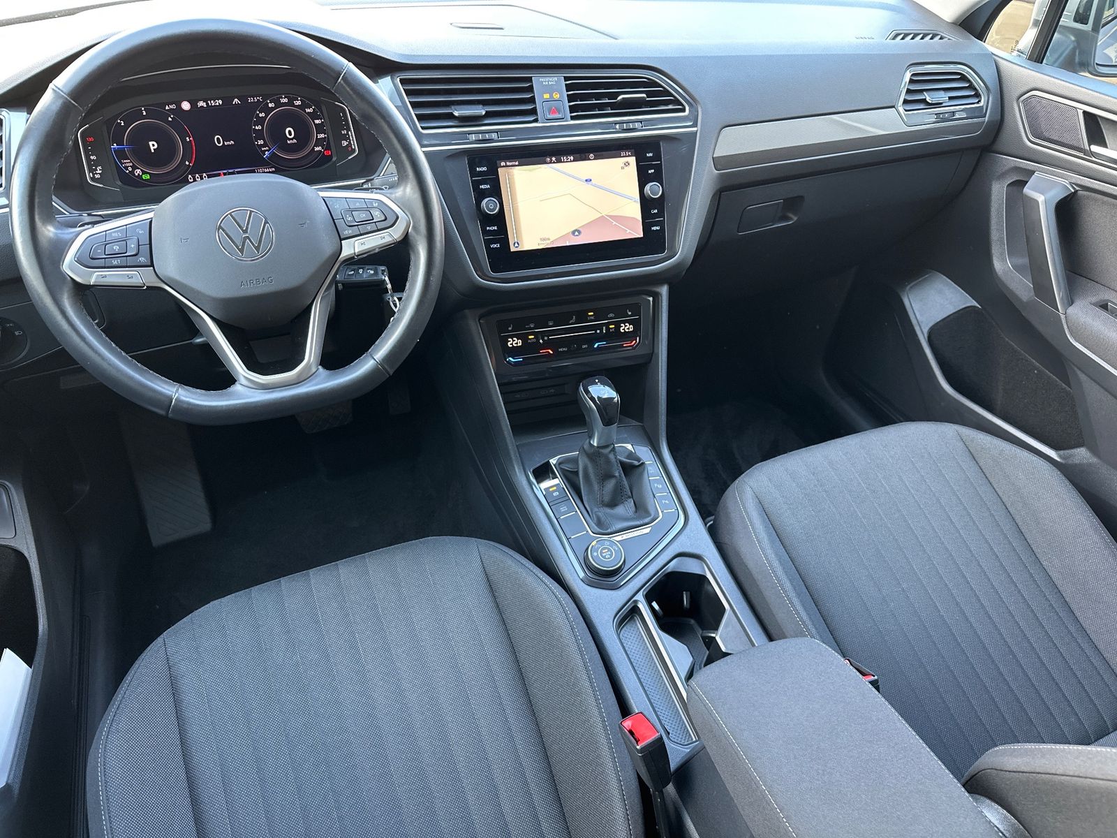 Fahrzeugabbildung Volkswagen Tiguan Allspace Life 4M NAV+LED+AHK+18ZO+ACC+PLA