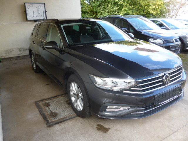 Image of Volkswagen Passat Variant