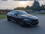 BMW M4 Coupe Competition *AERODYNAMIK CARBON* *AKRA* - gebrauchte BMW M4 aus dem Jahr 2019