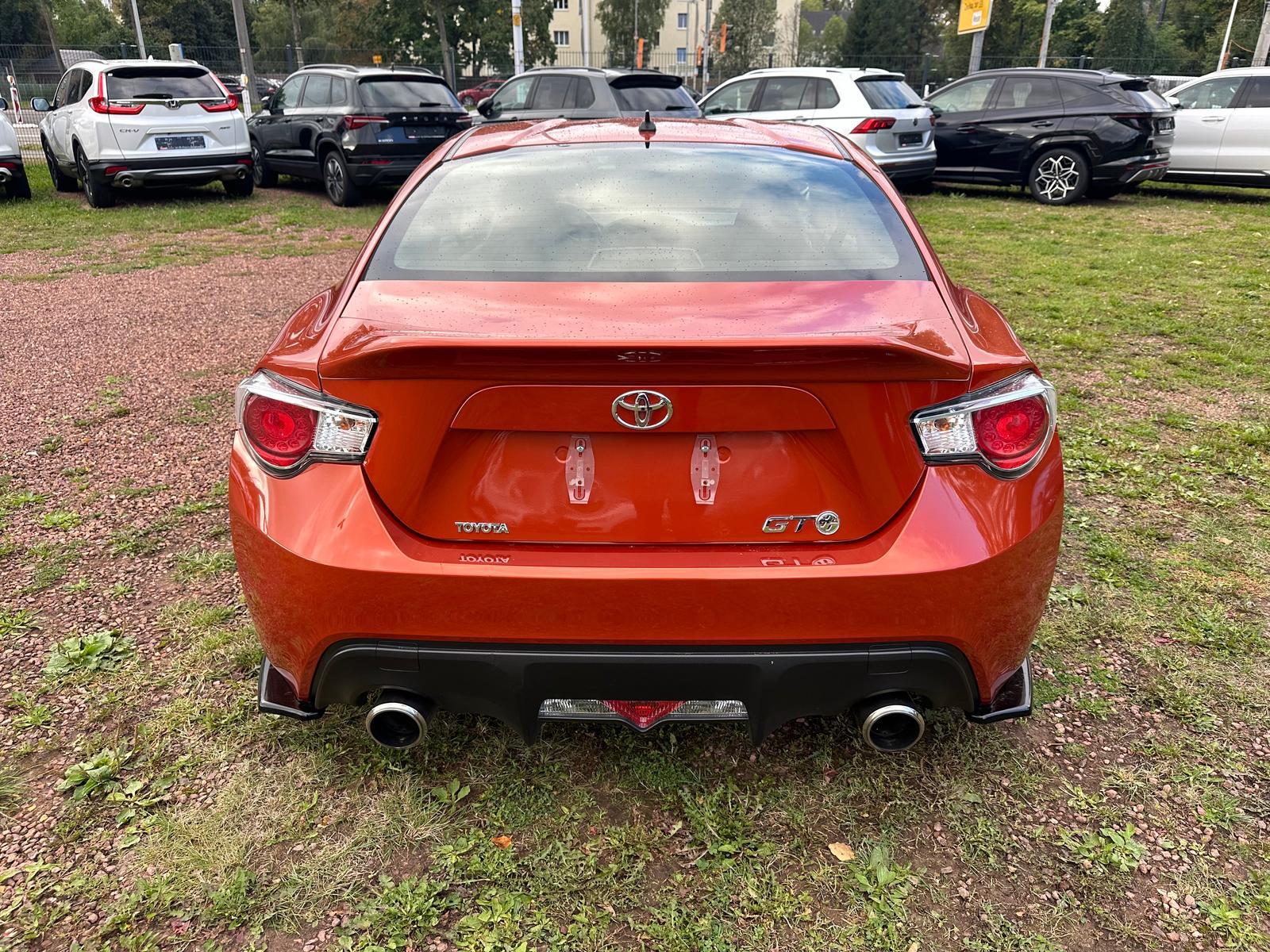 TOYOTA GT86 - 2.0 200 CV - BVM - 18''