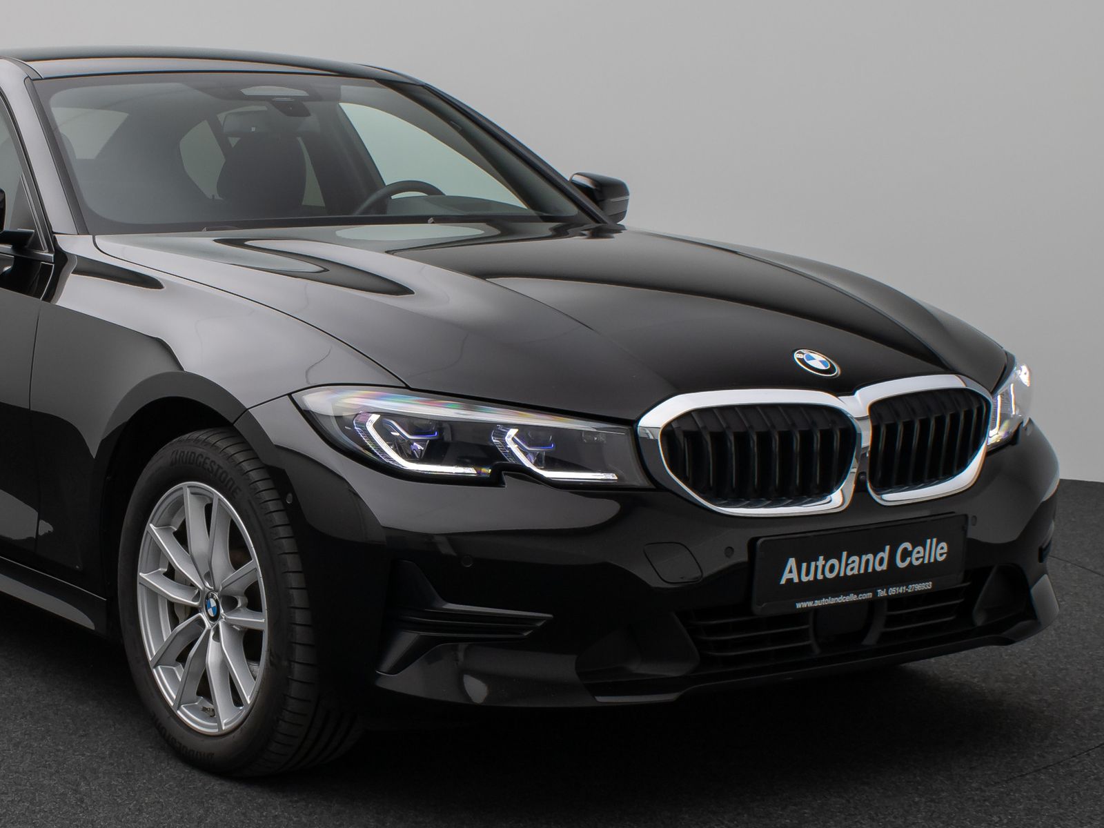 Fahrzeugabbildung BMW 330e Laser 360°HUD DAB H/K Lenkrhzg ACC Komfort