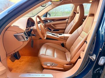 Porsche Panamera - 7