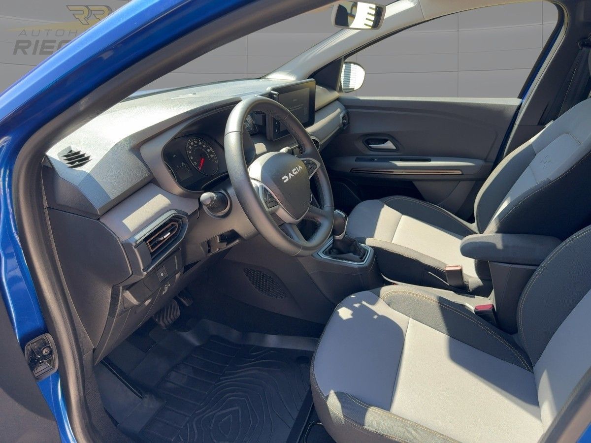 Fahrzeugabbildung Dacia Sandero III Stepway Extreme TCe 90 CVT