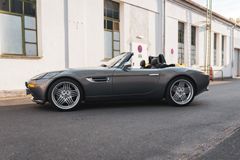 Fahrzeugabbildung BMW Z8 Roadster Alpina/Stratusgrau/Performance Paket