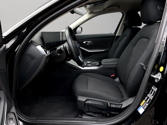 Foto Nummer 9: BMW 320e