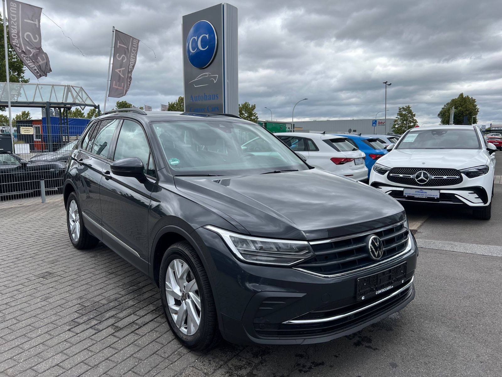 Volkswagen Tiguan 2.0 TDI Life 4M HuD+R-Kam+ERGO+Massage
