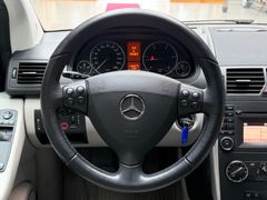 MERCEDES-BENZ A 200 CDI Avantgarde|Automatik|PDC|SHZ|Klima MERCEDES-BENZ A 200 CDI Avantgarde|Automatik|PDC|SHZ|Klima