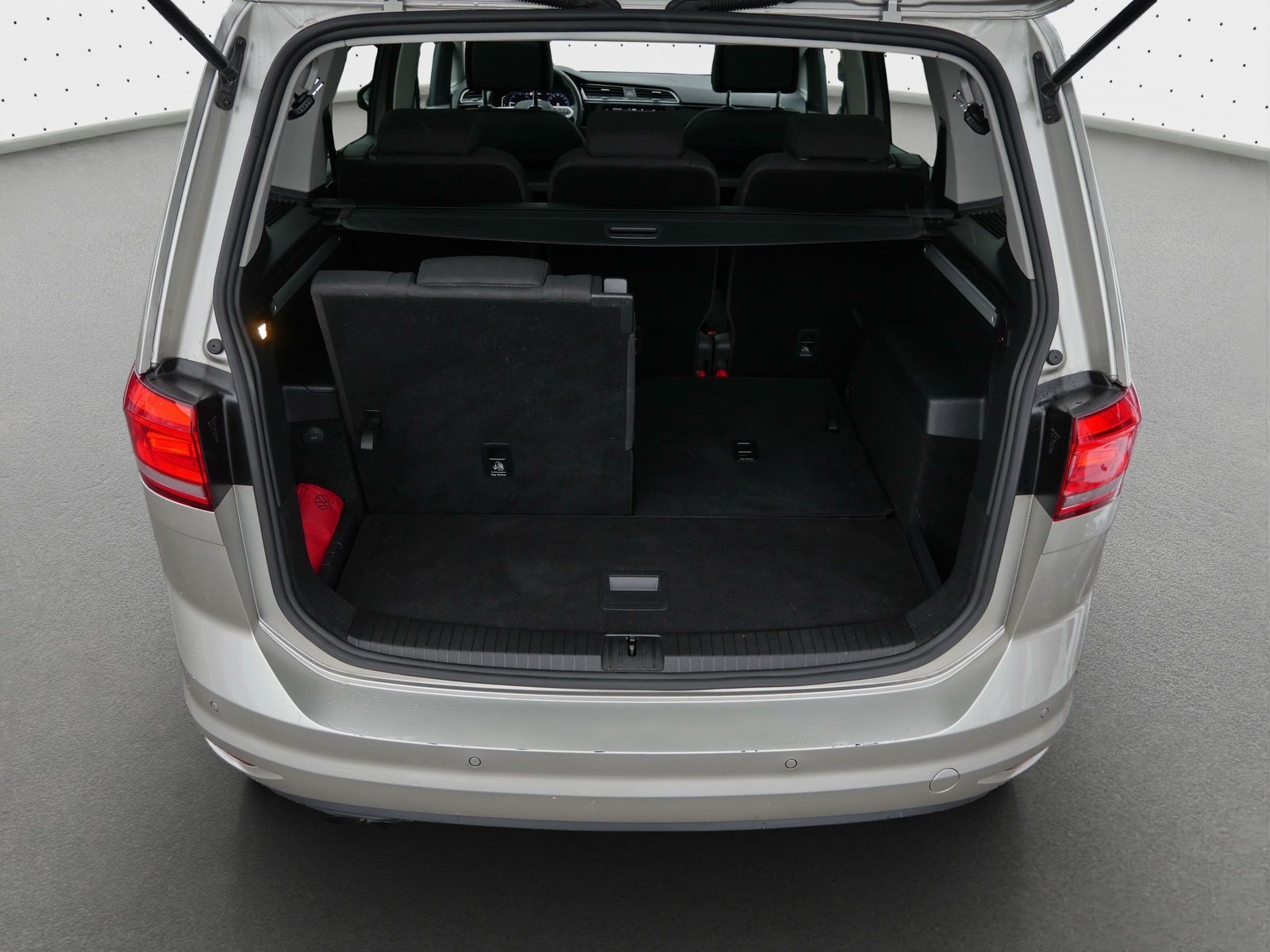 Volkswagen Touran - Bild 11