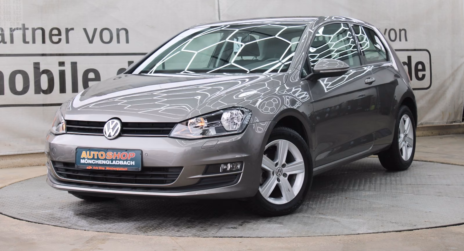 Volkswagen Golf VII BMT*1.Hd*Scheckheft*Navi*Leder*Massage*