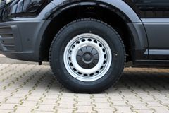 VW Crafter Kasten 35 mittellang HD/ AHK/ LED/ NAVI VW Crafter Kasten 35 mittellang HD/ AHK/ LED/ NAVI
