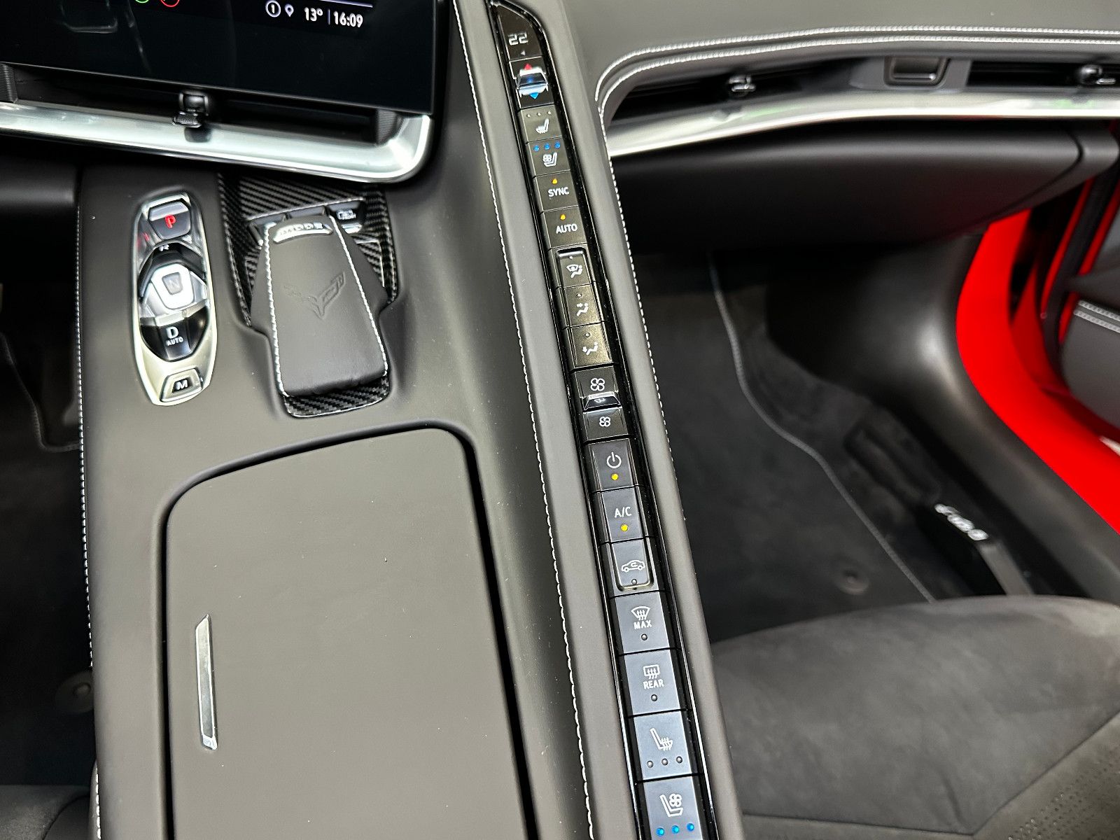 Fahrzeugabbildung Corvette C8 Stingray 3LT/SOFORT VER./CARBON/LIFT/MAGNETIC
