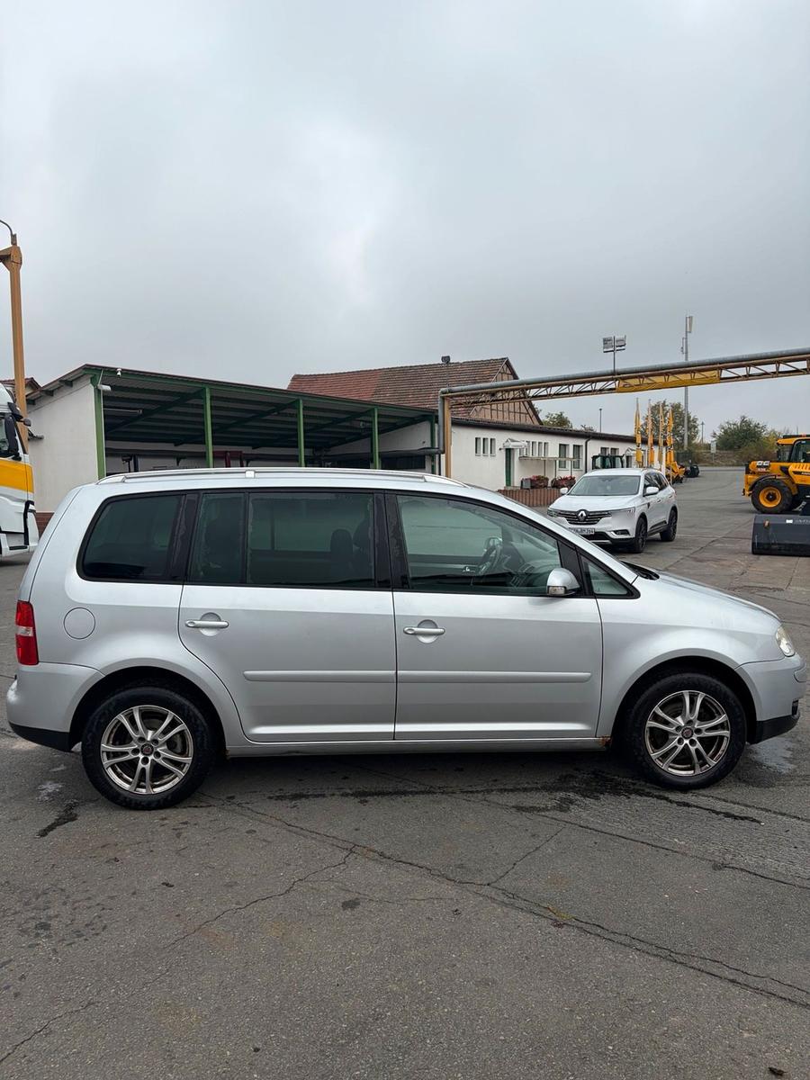 Volkswagen Touran 2005 — photo 7