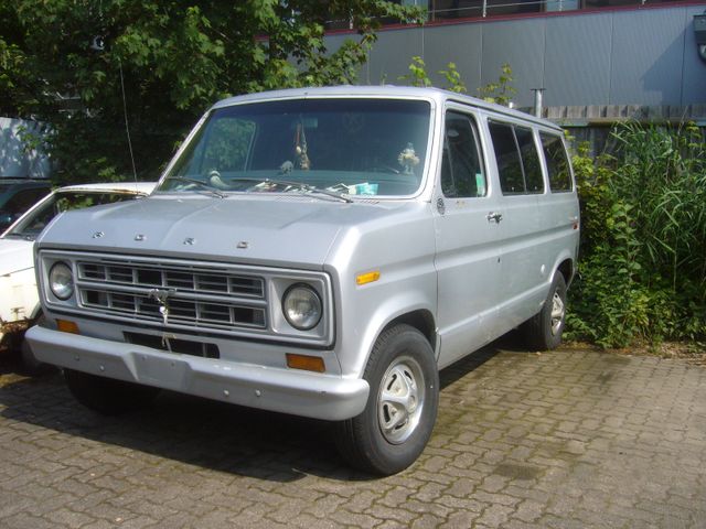 Ford Econoline E 150 Oldtimer 6 Zylinder