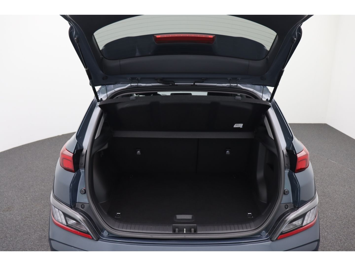 Fahrzeugabbildung Hyundai KONA Elektro Trend 2WD Totwinkelass ACC