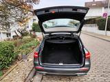 Mercedes-Benz E220 d Automatik 2018 ,207.0... - Mercedes-Benz 207d