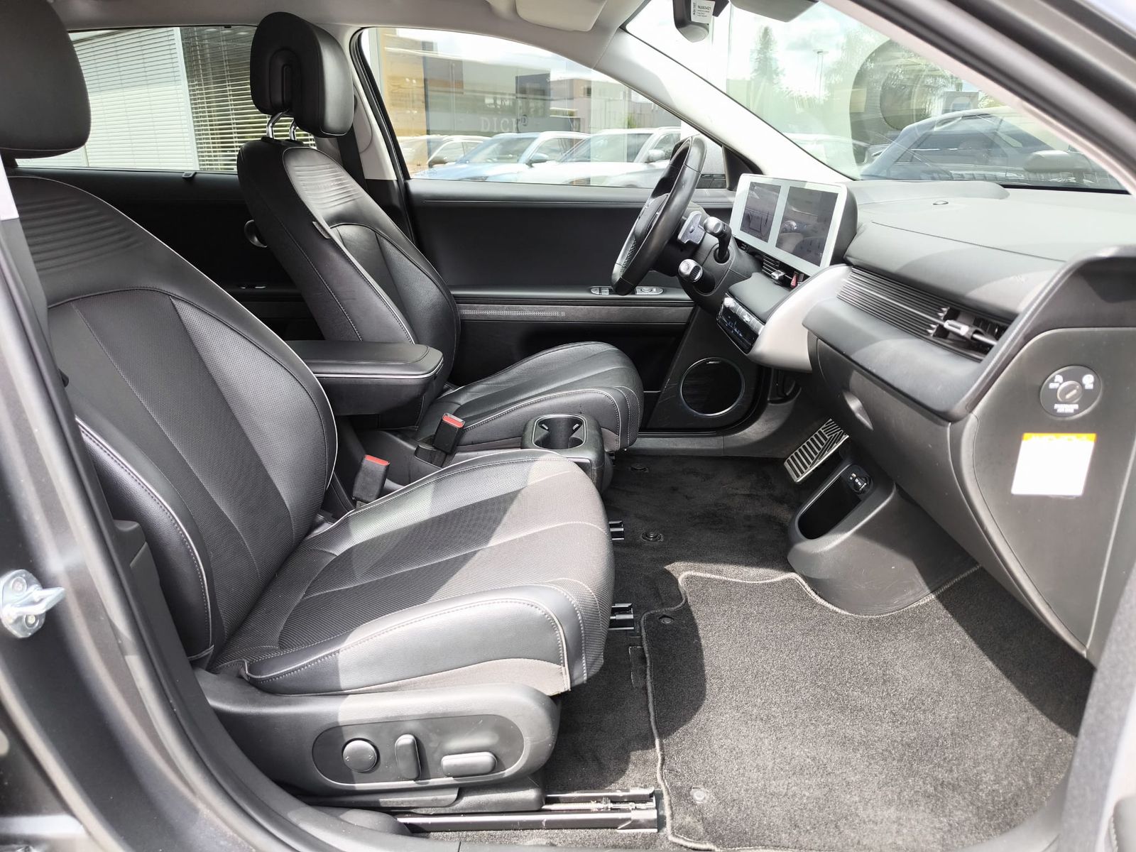 Fahrzeugabbildung Hyundai Ioniq 5 Uniq PANO+AHK+SHZ+HEADUP+NAV+ACC+360°+