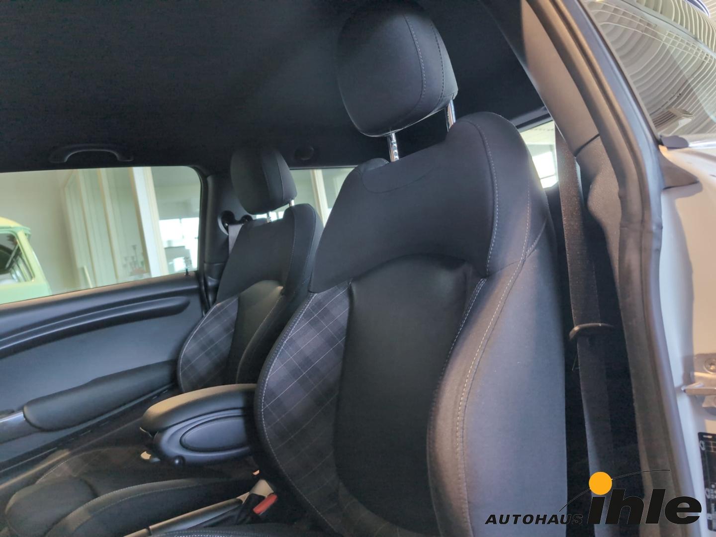 MINI Cooper 1,5 BLUETOOTH+AMBIENTEBELEU.+SPORTSITZE