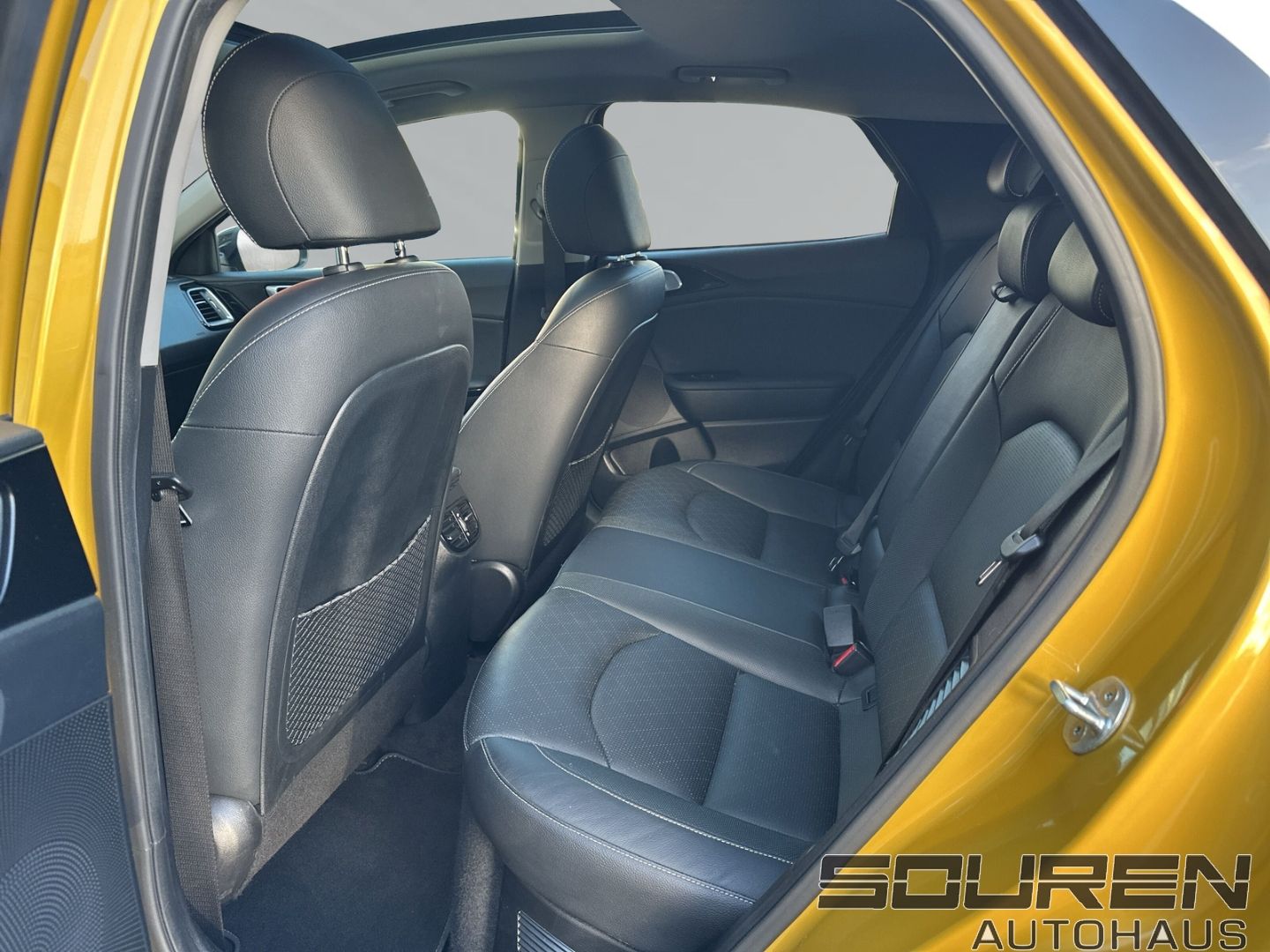 Fahrzeugabbildung Kia XCeed 1.6 T-GDI PHEV Platinum AHK Panoramadach