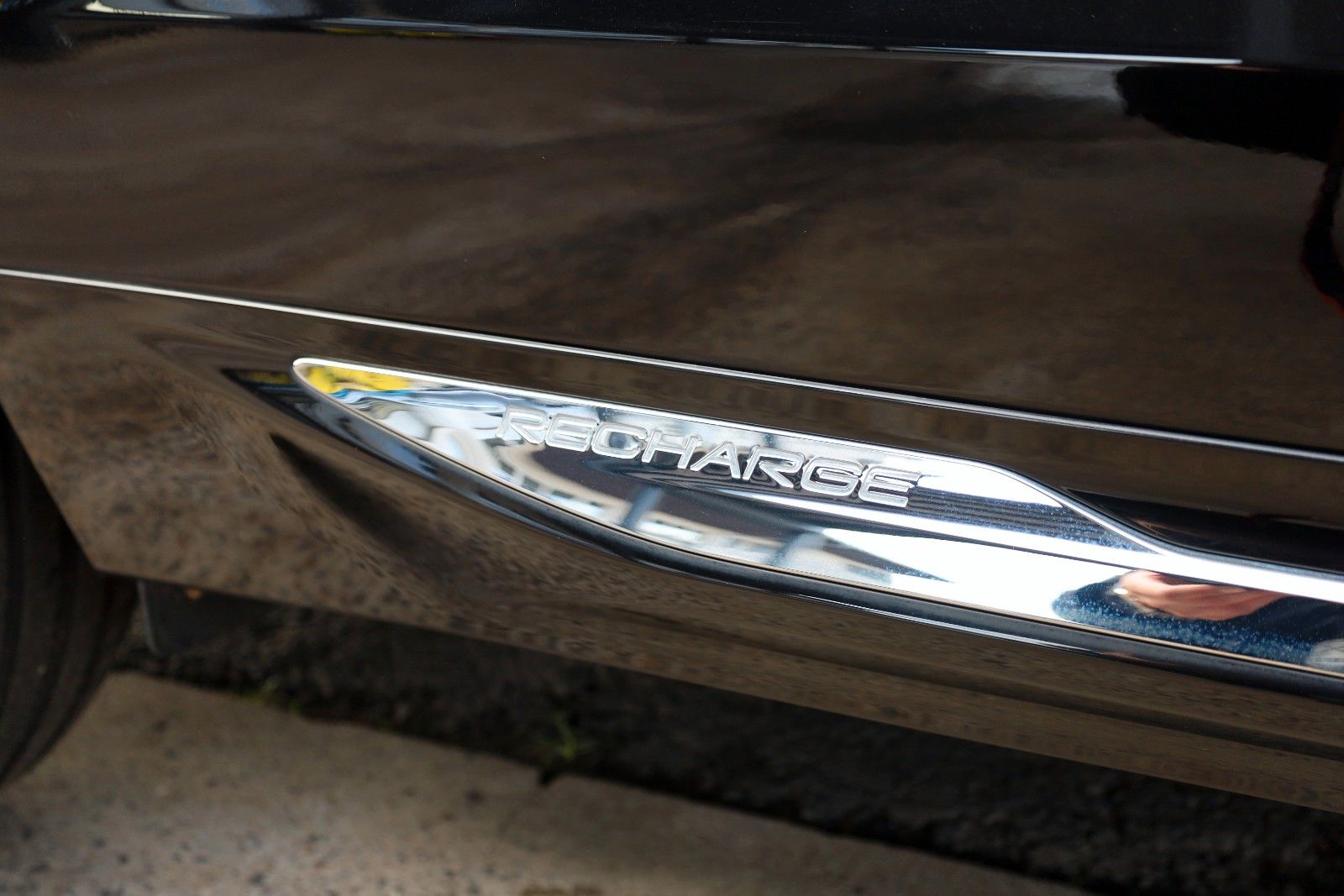 Fahrzeugabbildung Volvo XC60 T6 Recharge  AWD Leder,Navi,LED,Auto Pilot