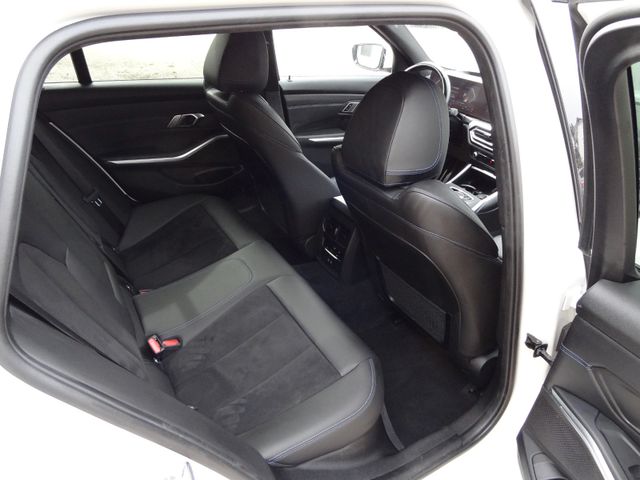 Fahrzeugabbildung BMW 320d M Sport/1.Hd/Widesreen/Leder/Navi/190PS/HUD