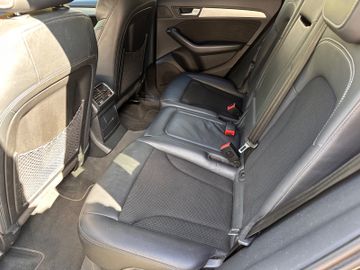 Audi Q5 - 11