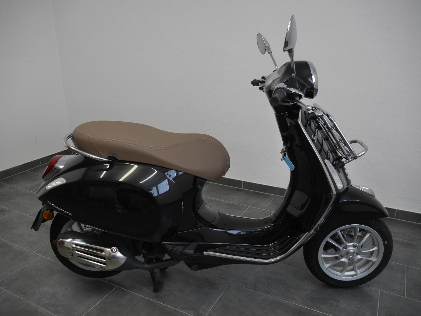 Vespa Primavera 50 // 1.Hand // Extras // 360km